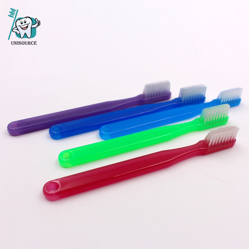 Cepillo de dientes simple para niños
