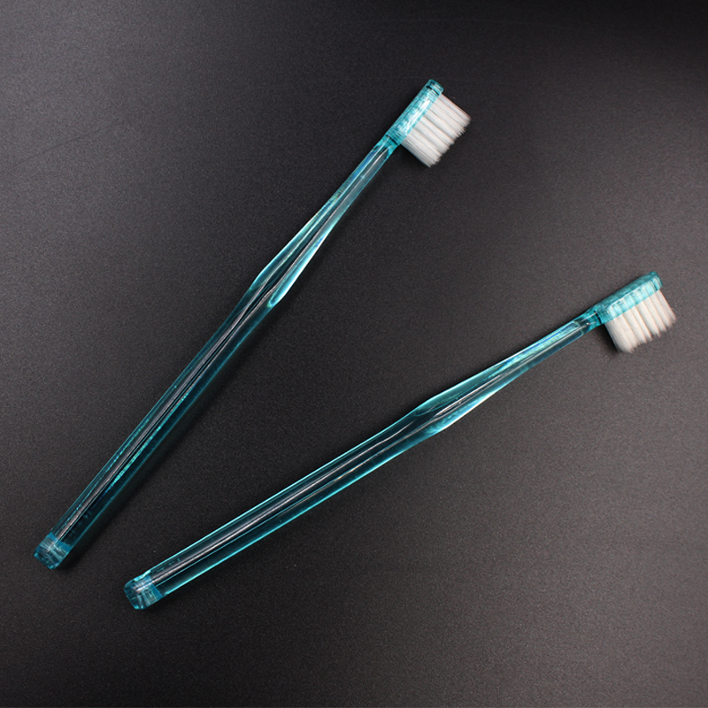 Cepillo de dientes compacto para adultos con mango PS